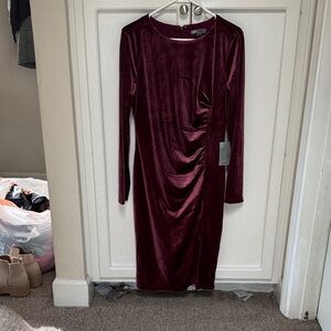 Love Token Deep Red Velvet Long Sleeve Dress